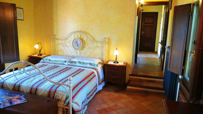 Bed & Breakfast La Valle Dei Casali