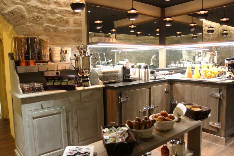 Hotel Best Western Le Montmartre - Saint Pierre