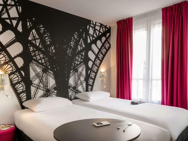 Hotel Paris Eiffel Cambronne