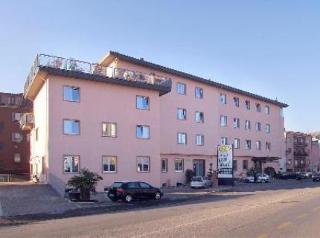 Hotel Mary