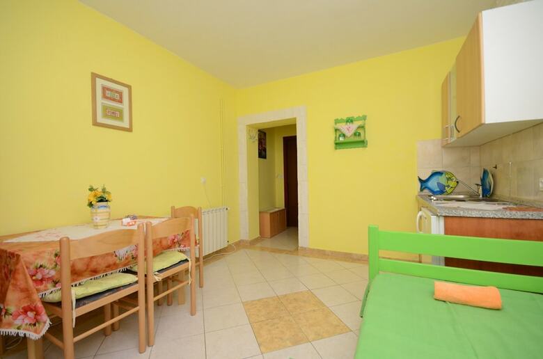 Apartments And Room Vi�nja