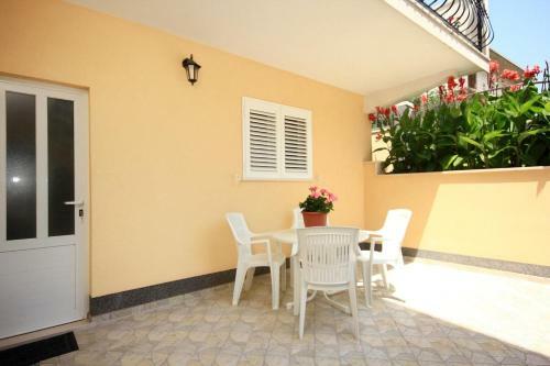 Hostal Apartments With A Parking Space Orebic (peljesac) - 10160