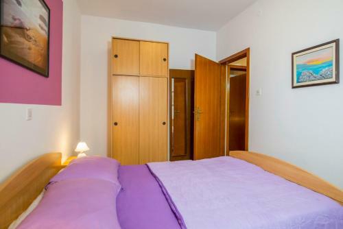 Apartment In Rabac 16742