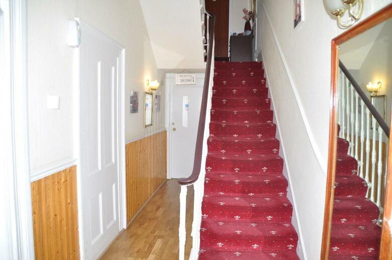 Hotel Barry House