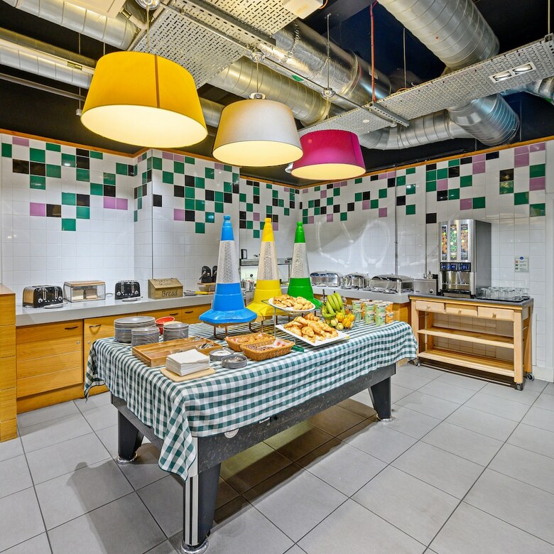Hotel Ibis Styles Glasgow Centre George Square
