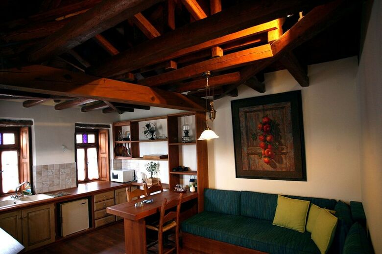 Papaevangelou Hotel