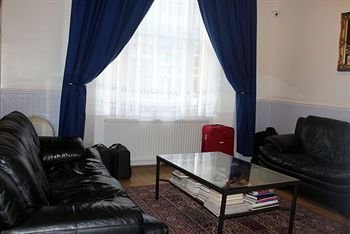 Bed & Breakfast Melbourne House