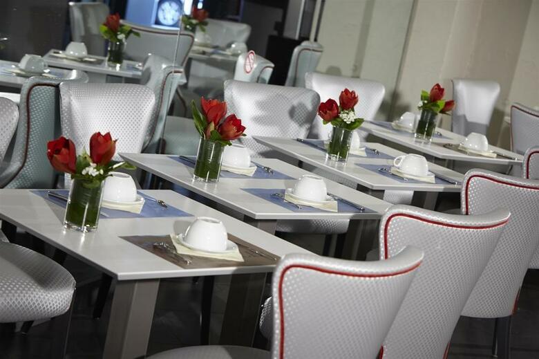 Hotel Kyriad Marseille Centre Paradis Prefecture