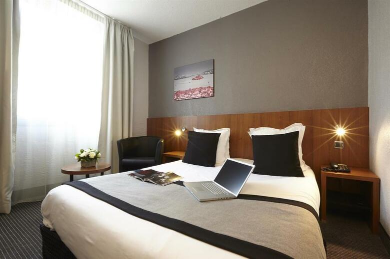 Hotel Kyriad Marseille Centre Paradis Prefecture