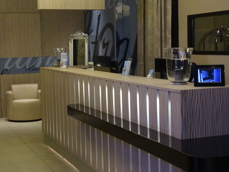 Hotel H�tel Point France