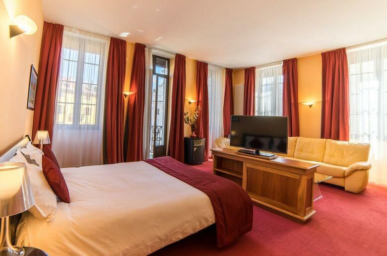 Hotel H�tel Du Palais de L'isle