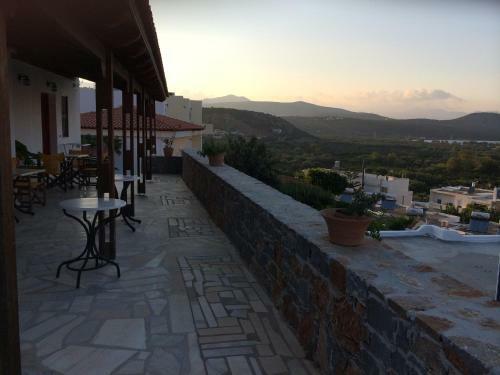 Kavousanos Apartments