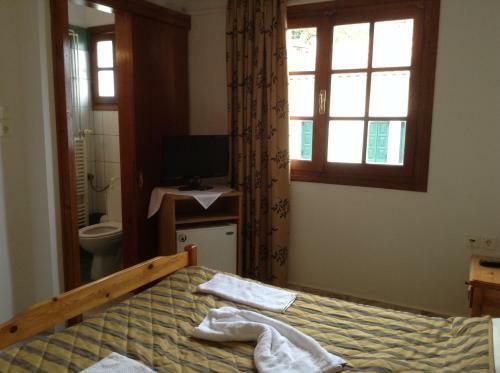 Hostal Akrogiali