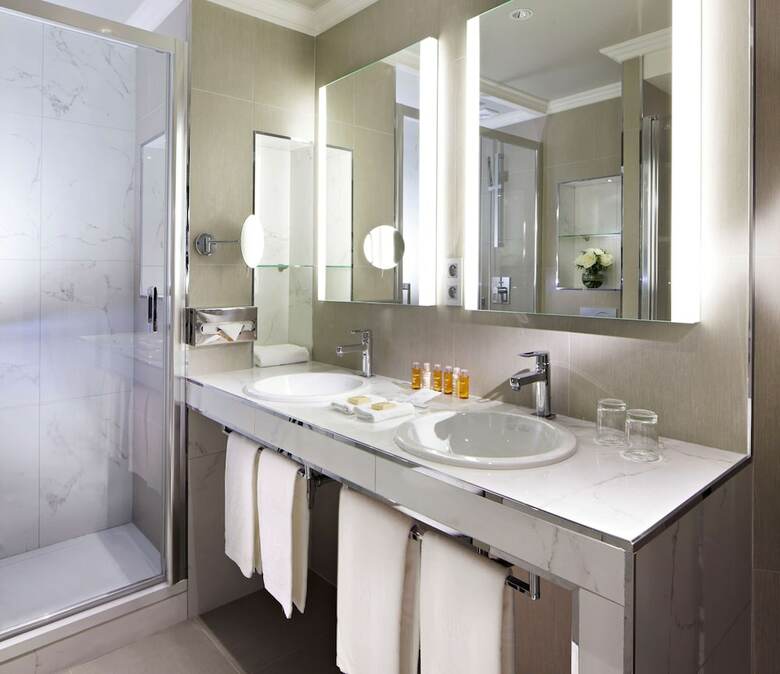 Hotel Rochester Champs Elysees