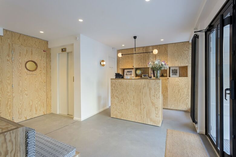 Hotel Montholon