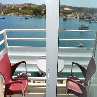 Pebbles Boutique Aparthotel