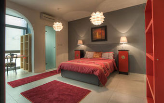 Hostal The Host Boutique Guesthouse