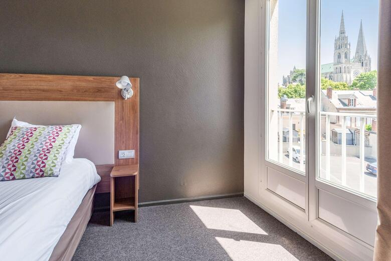 Timhotel Chartres Chatelet