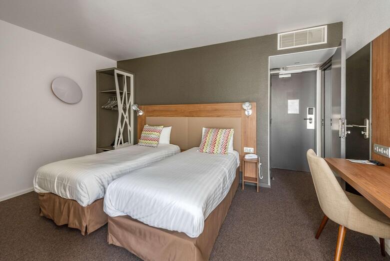 Timhotel Chartres Chatelet