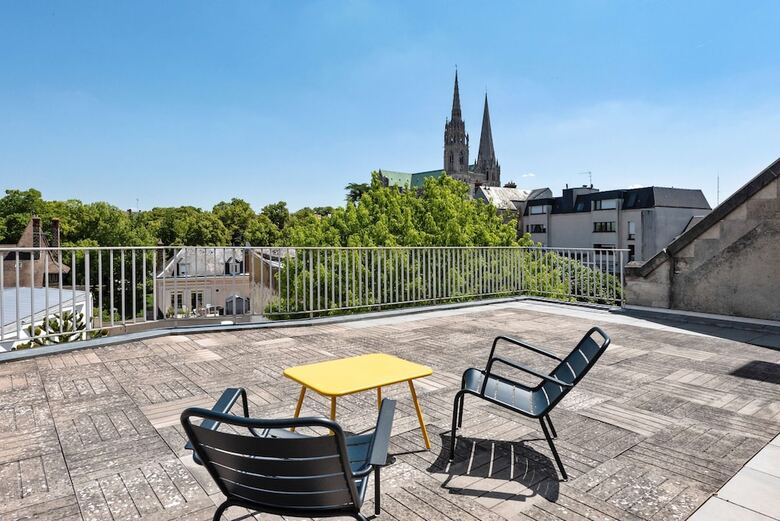 Timhotel Chartres Chatelet