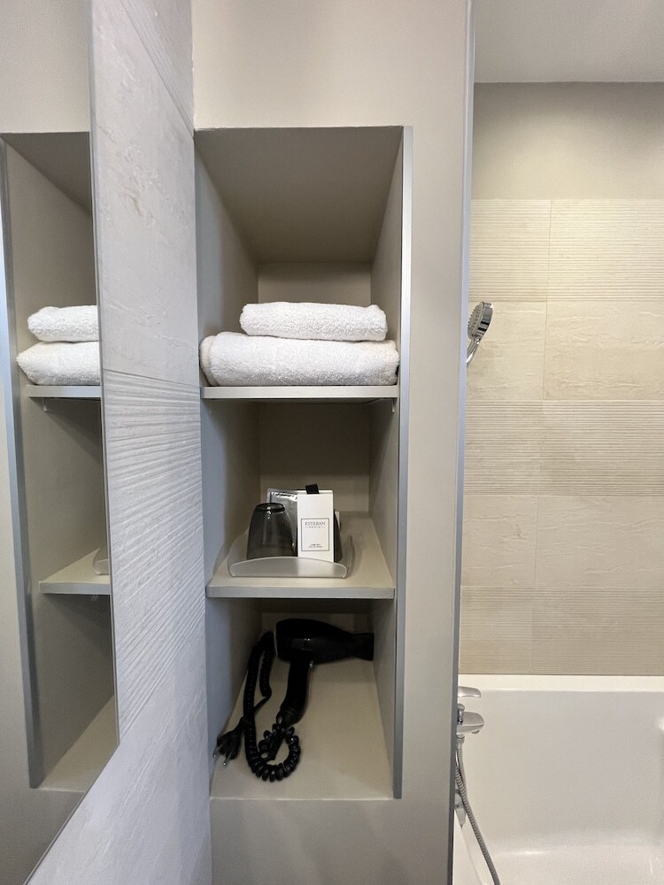 Inter-hotel Des C�dres