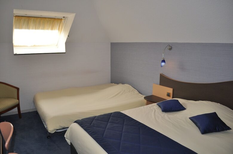 Hotel Logis Au Tambour