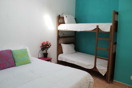 Albergue Pateo Estoril - Holiday Houses