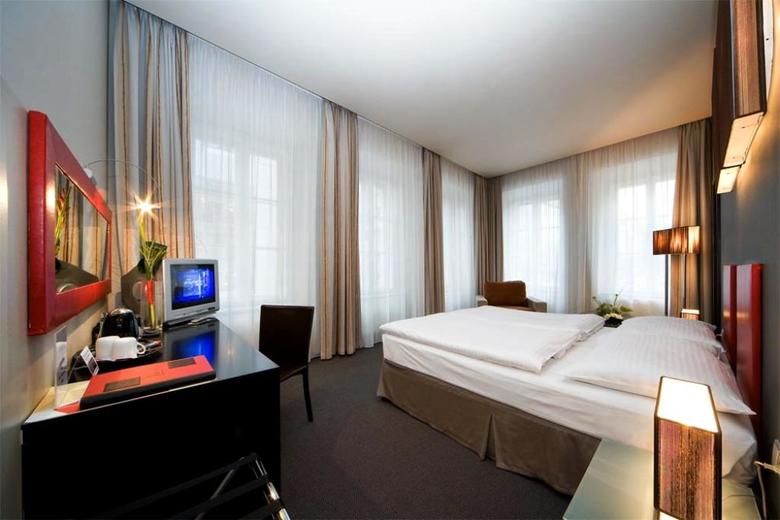 Prague Inn Hotel