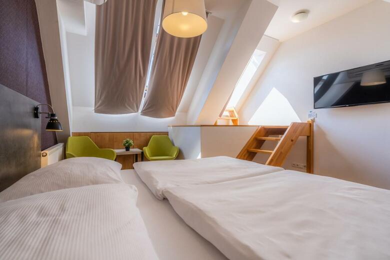 Ea Aparthotel Melantrich