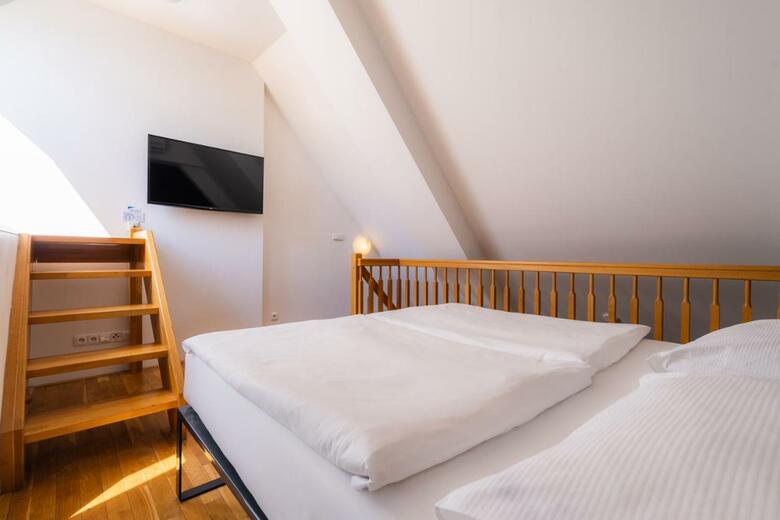 Ea Aparthotel Melantrich