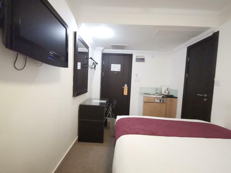The Hyde Park Hotel