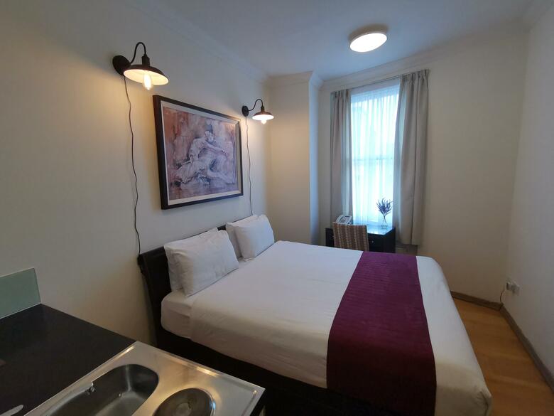 The Hyde Park Hotel