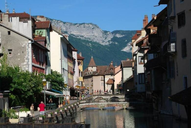 Hotel H�tel Des Alpes