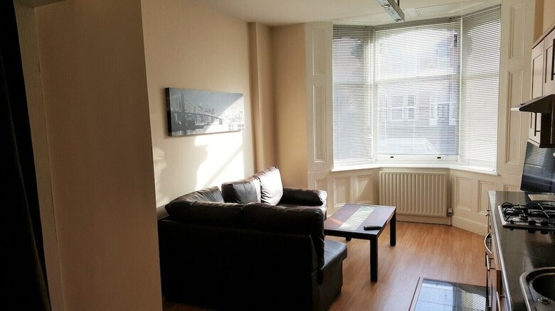 Bath Road Apartments