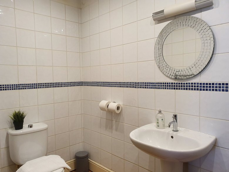 Bath Road Apartments