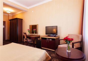 Sk Royal Kaluga Hotel