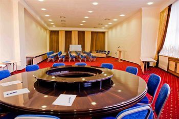 Sk Royal Kaluga Hotel