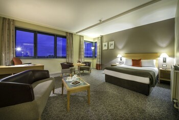 Hotel Radisson Blu Cork Airport