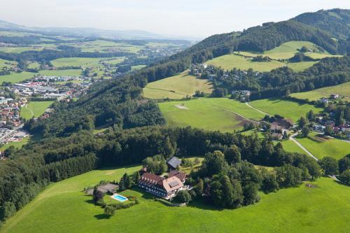 Hotel Sch�ne Aussicht