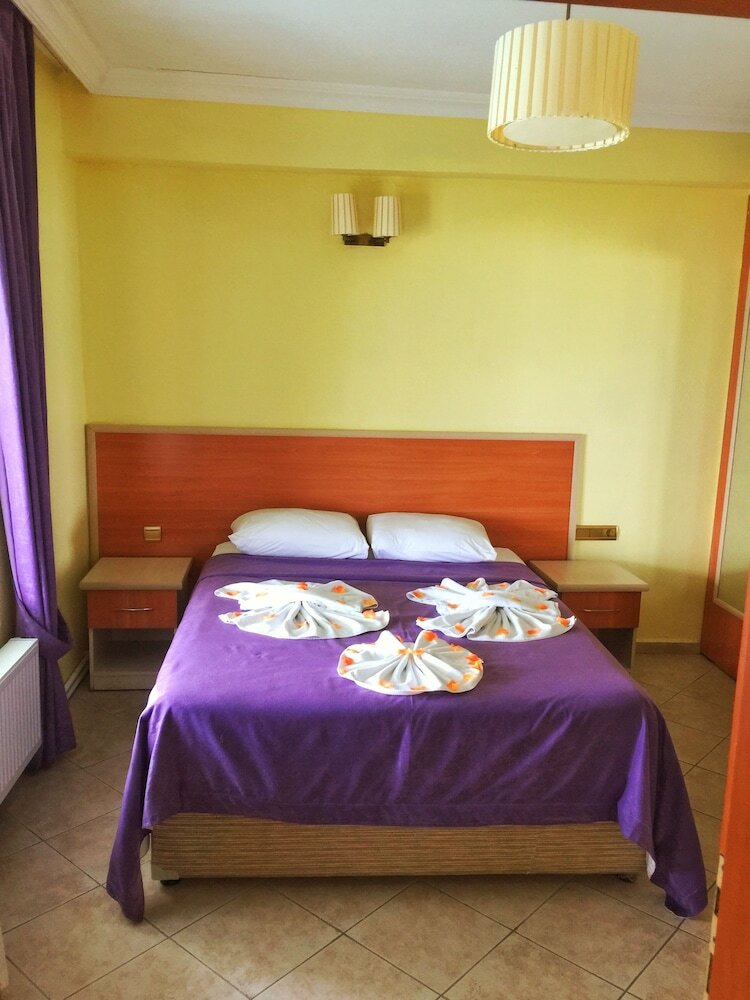 Albergue Aristo Pension