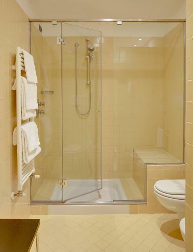 Hotel Ovest