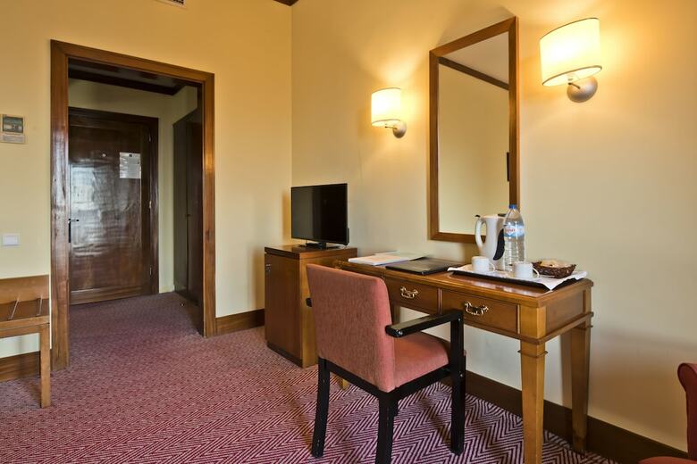 Golden Tulip Caramulo Hotel
