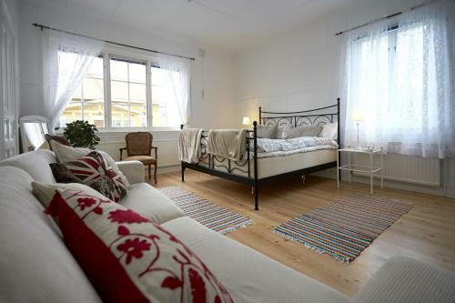 Hostal Pensionat Kajutan I Sj�torp