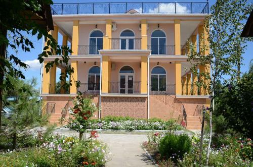 Hotel Gloriya Resort