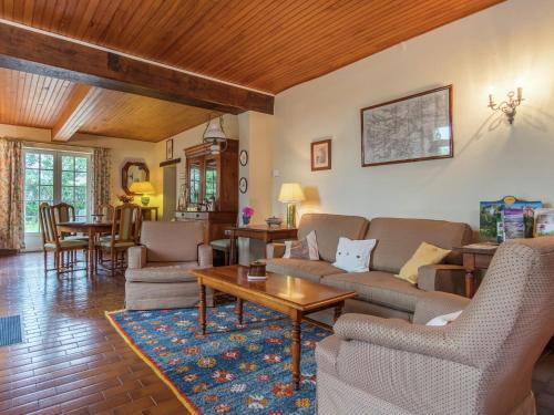Maison De Vacances - Le Vieil Baug�