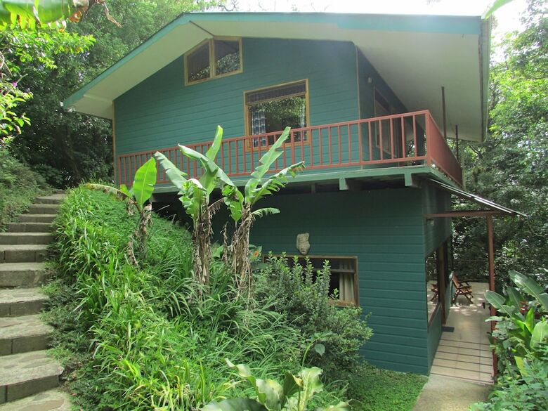 Mariposa Bed And Breakfast