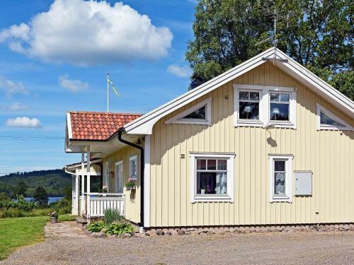 One-bedroom Holiday Home In Ullared