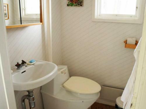 Two-bedroom Holiday Home In Valdenarsvik