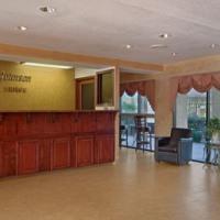 Hotel Howard Johnson Inn And Suites