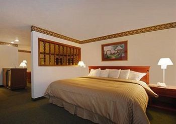 Clarion Hotel & Conference Center